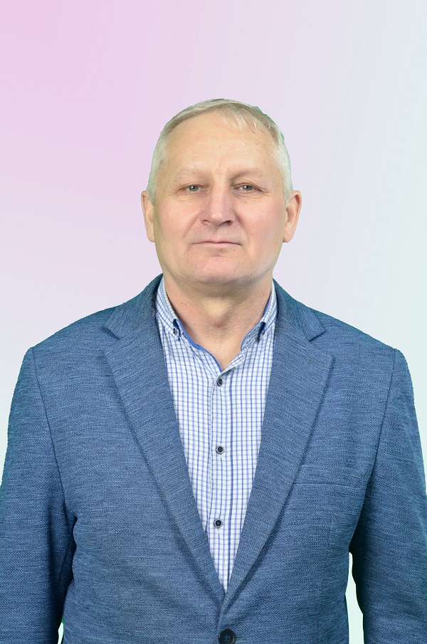 Иванов Геннадий Евгеньевич.